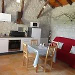 Des Papillons D'hotes Bed & Breakfast