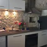 Des Papillons D'hotes Bed & Breakfast *