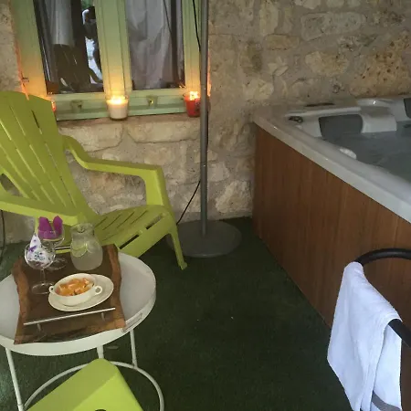 Oda ve Kahvaltı Des Papillons D'hotes *