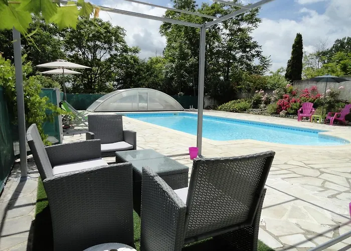 Des Papillons D'hotes Bed & Breakfast *